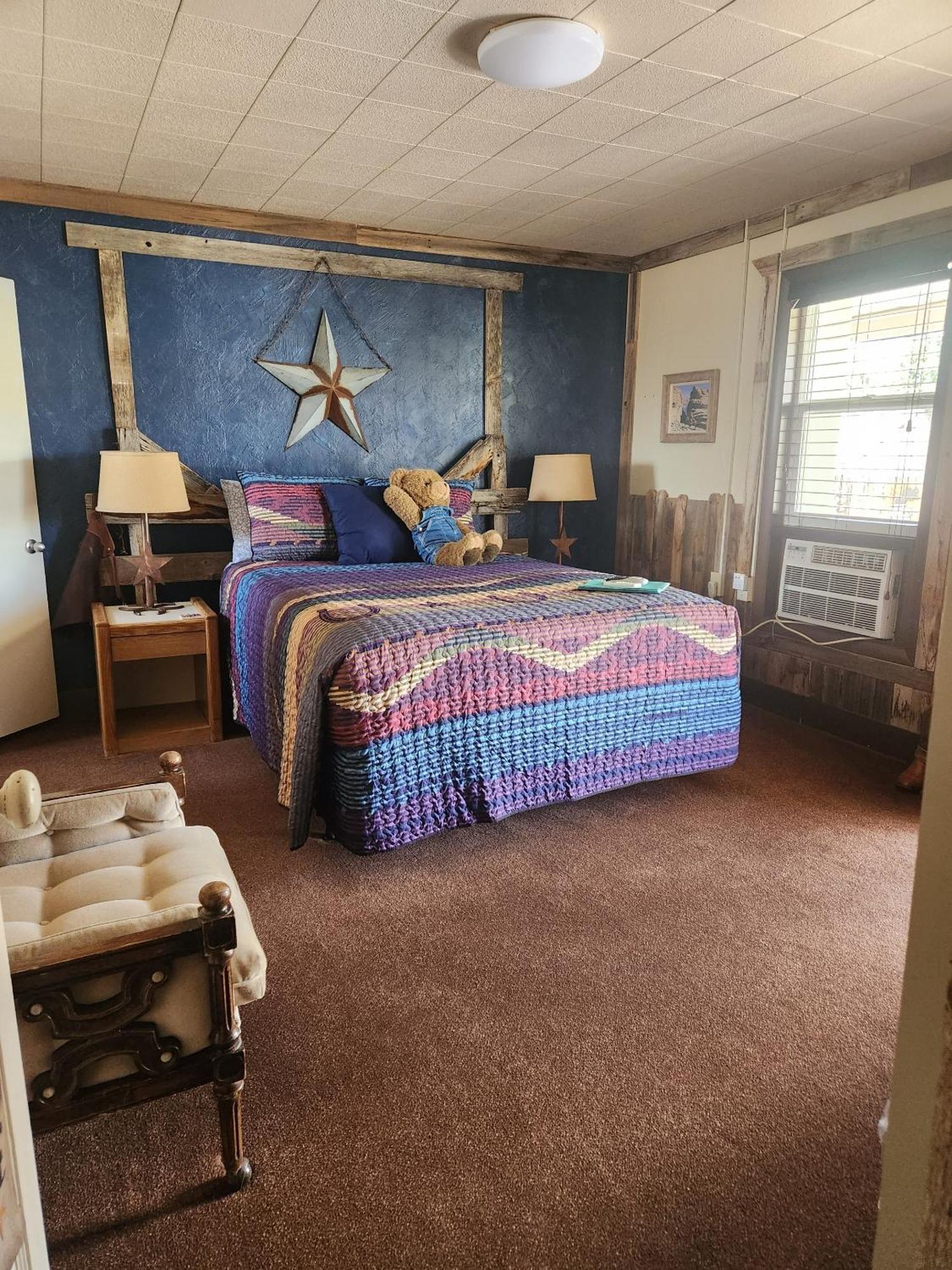 אסקלנטה Cowboy Country Inn חדר תמונה