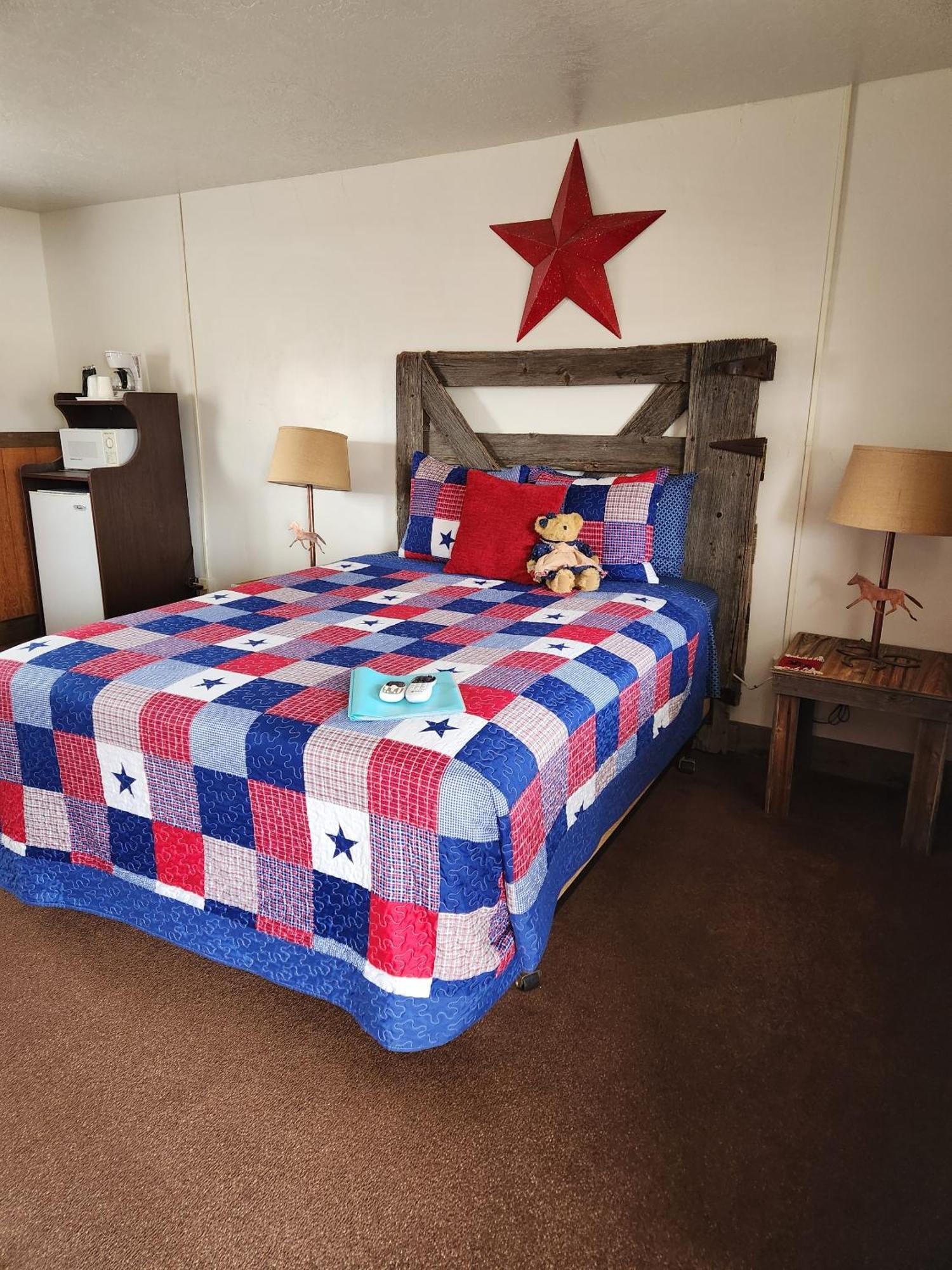 אסקלנטה Cowboy Country Inn חדר תמונה