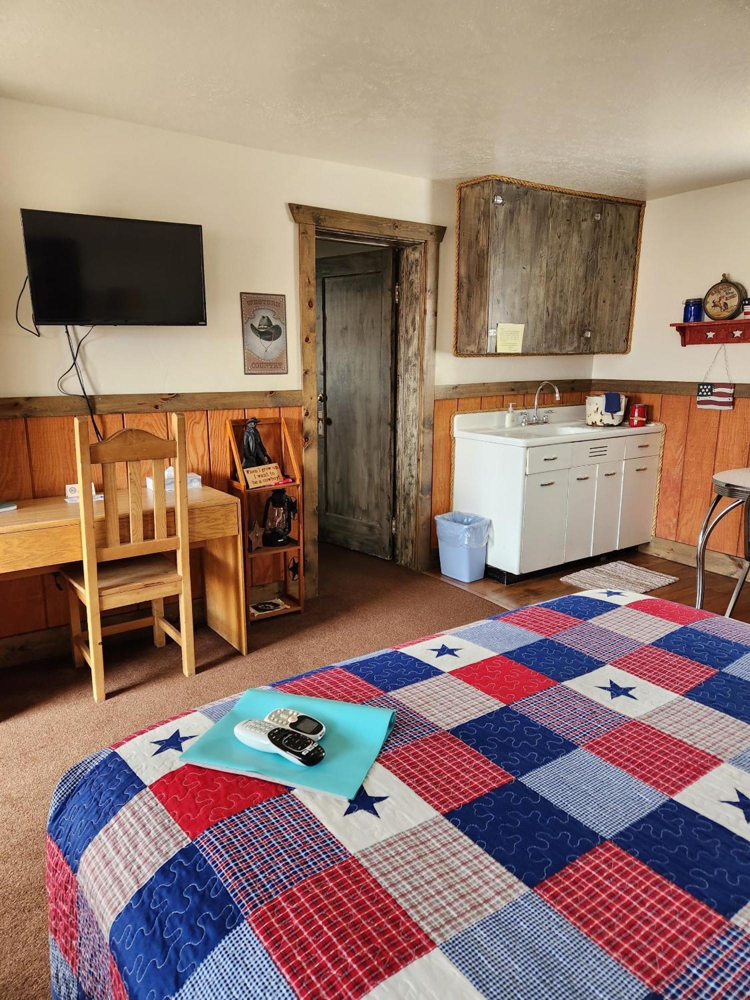אסקלנטה Cowboy Country Inn חדר תמונה