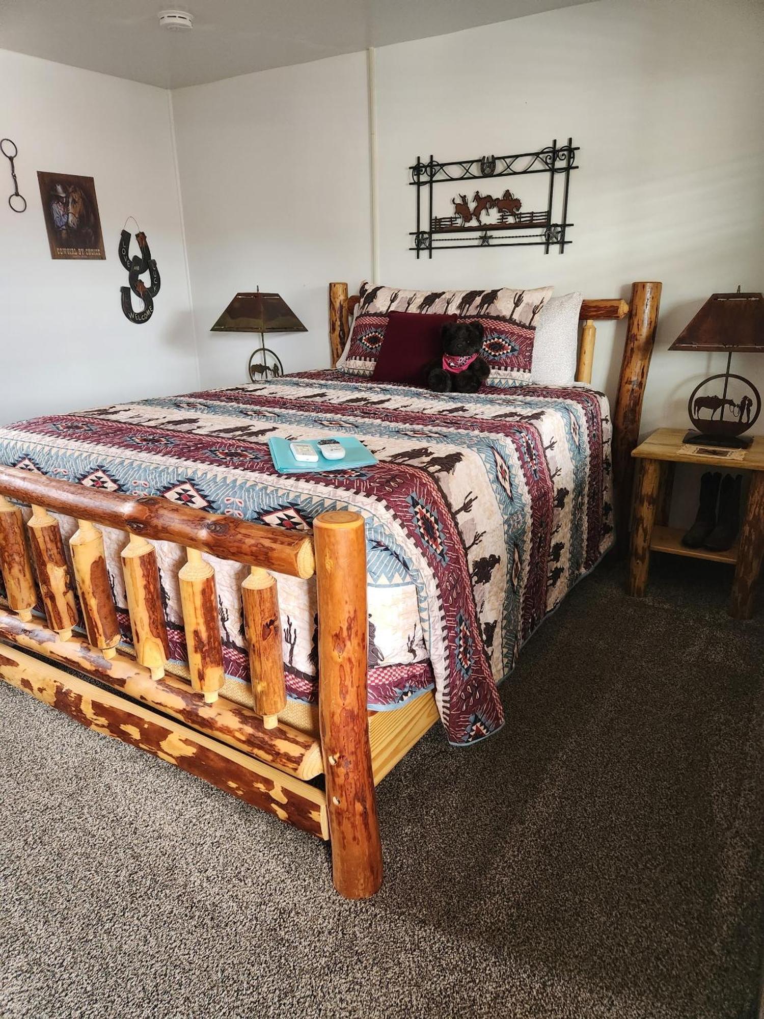 אסקלנטה Cowboy Country Inn חדר תמונה