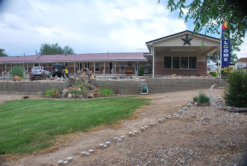 אסקלנטה Cowboy Country Inn מראה חיצוני תמונה